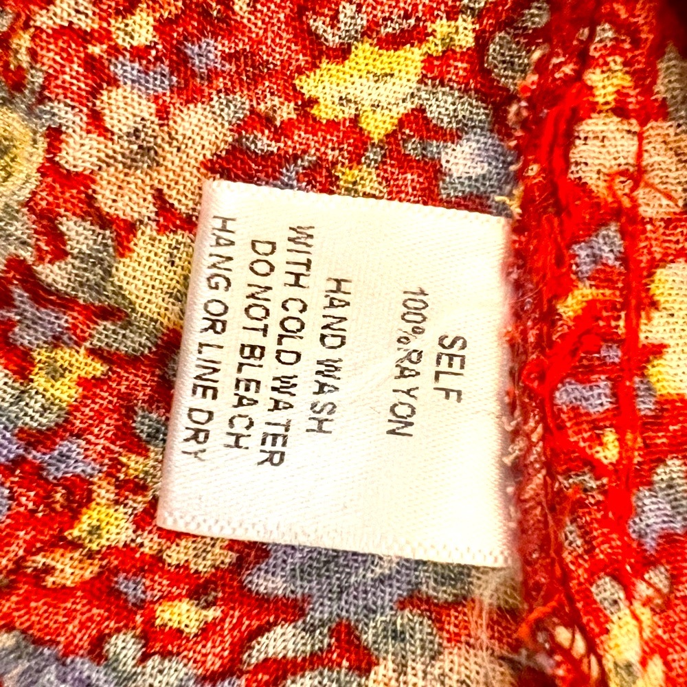 Shop Neighbor- Red Floral Smocked 3/4 Sleeve Maxi Dress. Size M - Picture 8 of 11